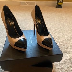 Two toned Saint Laurent pumps